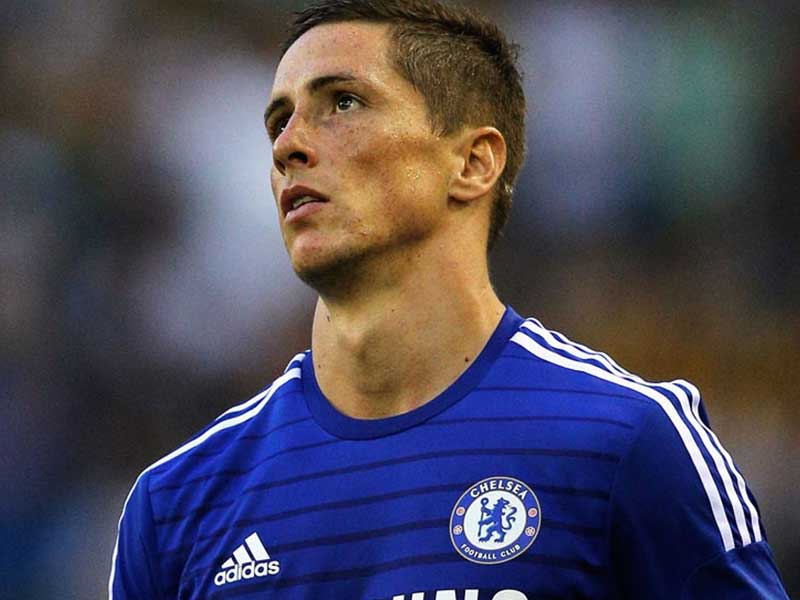 Bản Thân Torres có lẽ cũng không nghĩ việc thích nghi tại The Blue lại khó đến vậy.