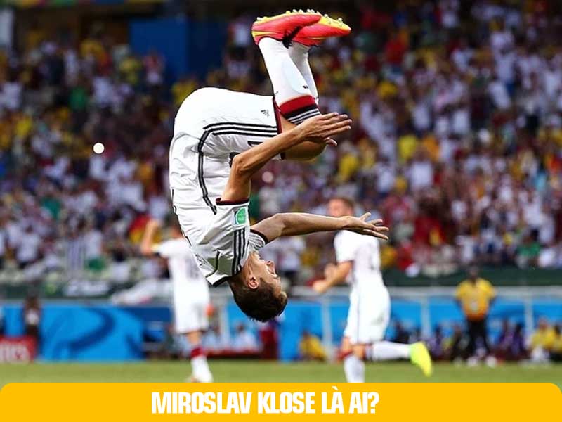 Miroslav Klose Santo Kinh Điển Trong Màu Áo Đội Tuyển Đức