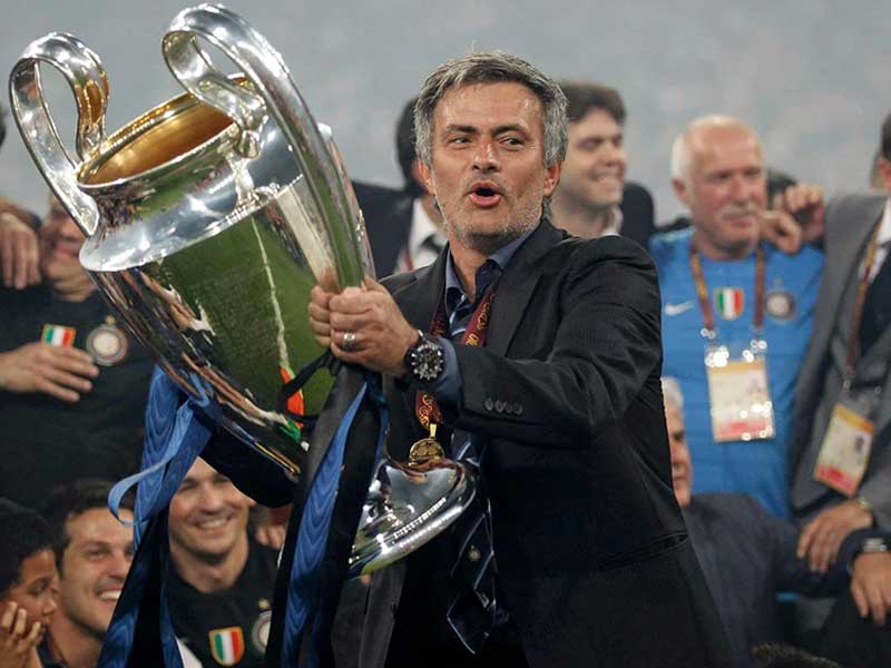 Jose Mourinho với triết lí bóng đá của mình đã vang rội cả Châu Âu một thời!