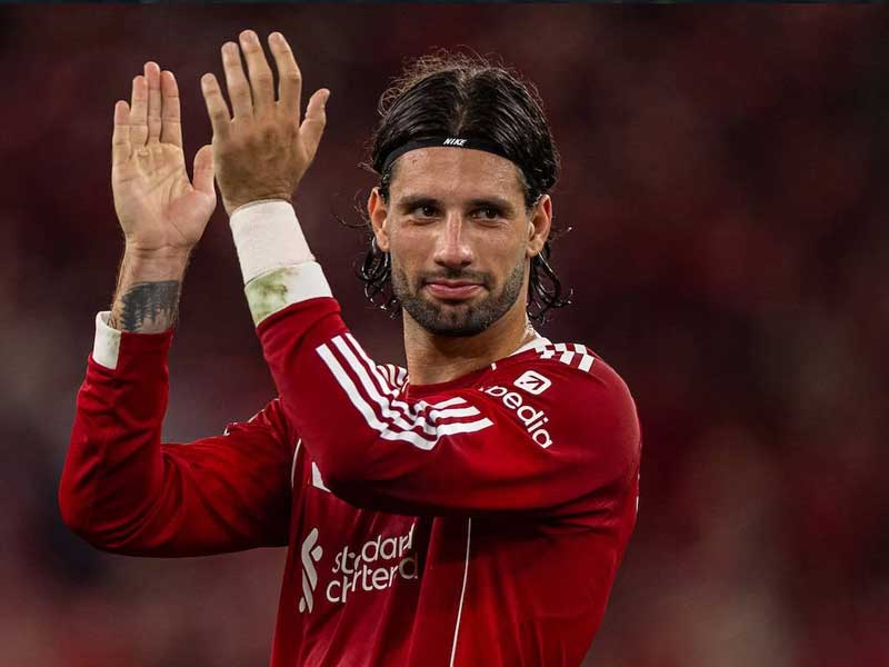 Arne Slot đã đưa Dominik Szoboszlai lên một tầm cao mới!